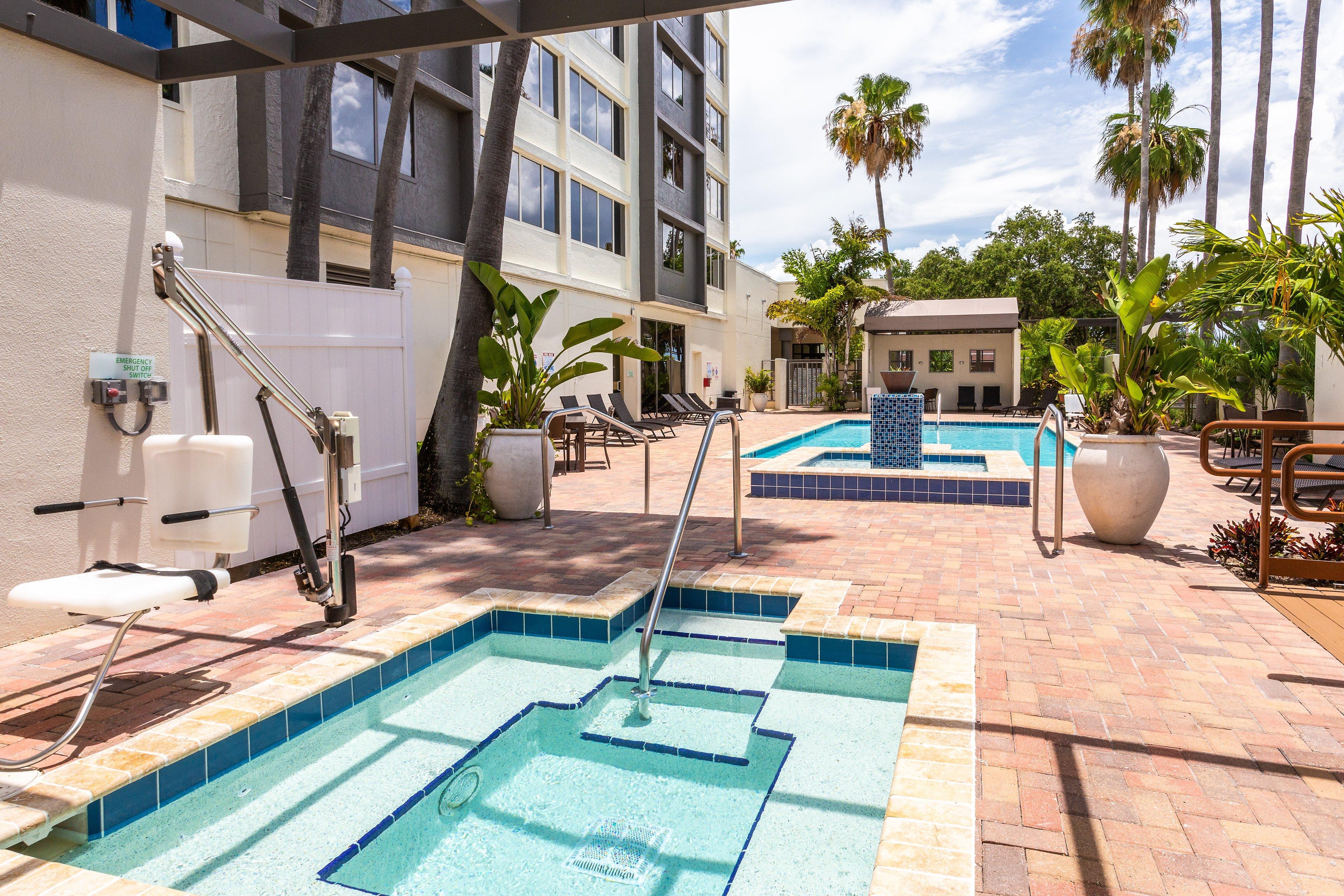 Holiday Inn Tampa Westshore - Airport Area By Ihg Exterior photo